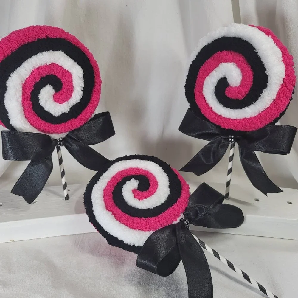 Decorative Chunky Yarn Hot Pink‎ White & Black Lollipops Black w Stripe Stick